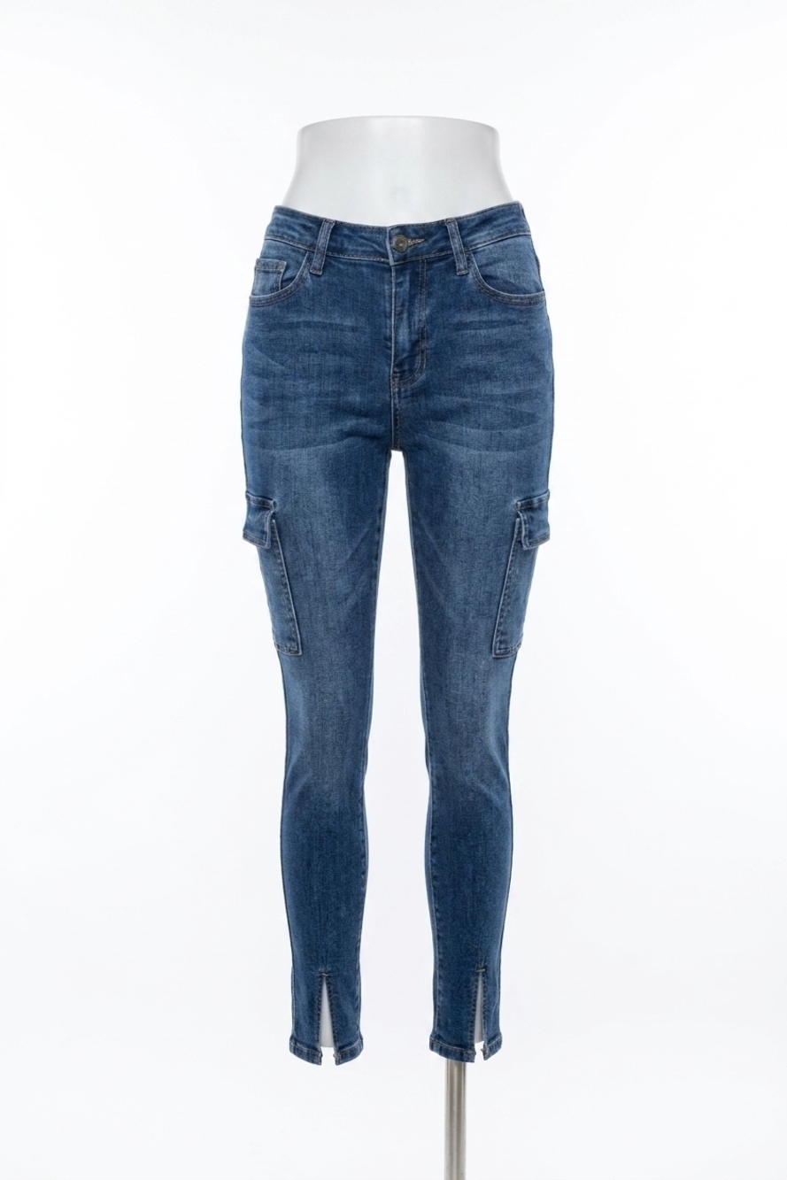 NEW VERVET BY FLYING MONKEY women's cargo pocket jean in blue